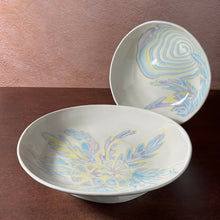 Load image into Gallery viewer, Shallow Serving Bowl