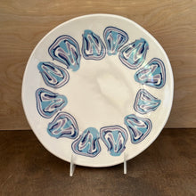 Load image into Gallery viewer, Shallow Serving Bowl

