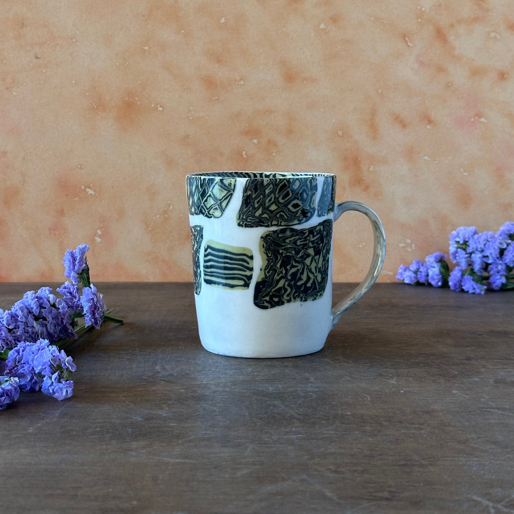 Mug with Black and Gold Pattern (2)