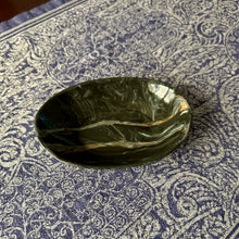 Load image into Gallery viewer, Bowl: Oval Black Marbled
