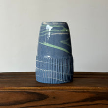 Load image into Gallery viewer, Small Neriage Vase
