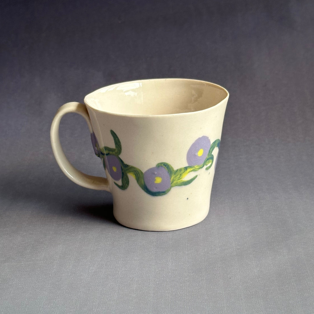 Mug with lavender inlay