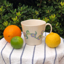 Load image into Gallery viewer, Mug with lavender inlay
